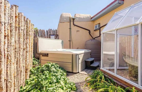 Agua Fria House | Private Studio with Spa-Like Vibe
