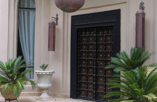 Marrakech Villa | Private* Stunning Mountain Views, on Golf course, Large Pool & Mature Garden