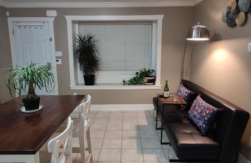 Killarney House | Private Suite w King Bed, Ground Level, Naturally Bright