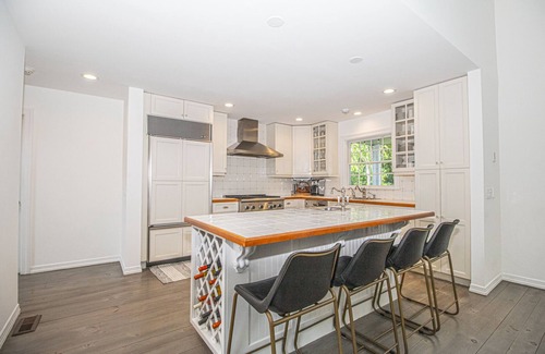 Sagaponack House | Private traditional Sagaponack home with stunning backyard, pool and spa.