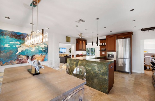Coral Heights House | Private Tropical Oasis with Heated Pool & Hot Tub! 2 miles to Beach!