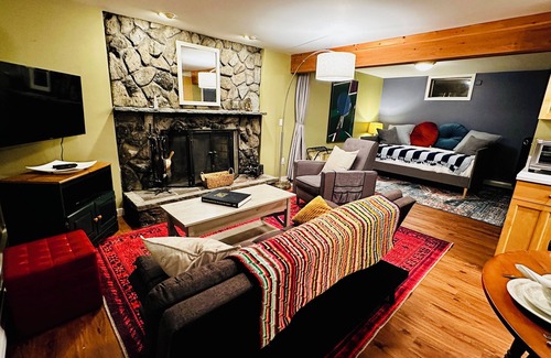 Truro Apartment | Private Truro apt near Corn Hill Beach & Ptown, dog-friendly-laundry & parking!