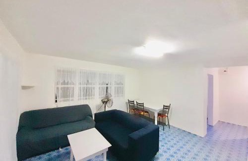 Nuku'alofa House | Private Twin Room - Horizon Tonga Cottage