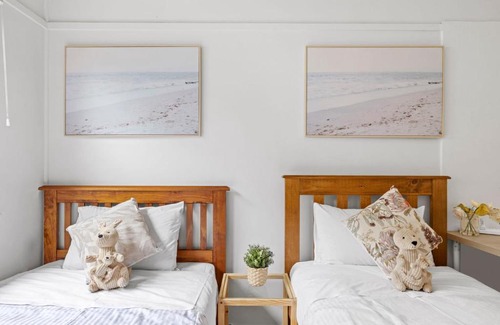 Riverwood House | Private Twin Room in Riverwood - Sharehouse