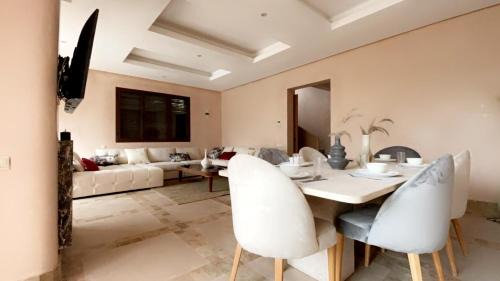 Tassoultante Villa | Private Villa BSF - Hot Pool & Spa - Palm Golf