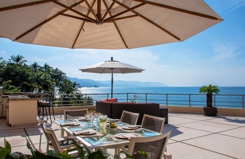 Mayto Villa | Private villa in Puerto Vallarta with beach access and, infinity pool and views