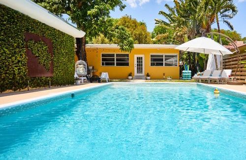 El Portal Villa | Private Villa Miami Pool Oasis