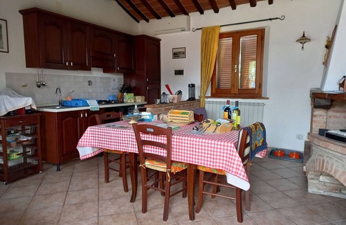 Cortona Old Town Villa | Private Villa with A/C, WIFI, private pool, TV, patio, pets allowed, panoramic view, parking