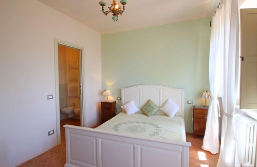 Strettoia Villa | Private Villa with A/C, private pool, WIFI, TV, patio, panoramic view, close to Forte Dei Marmi