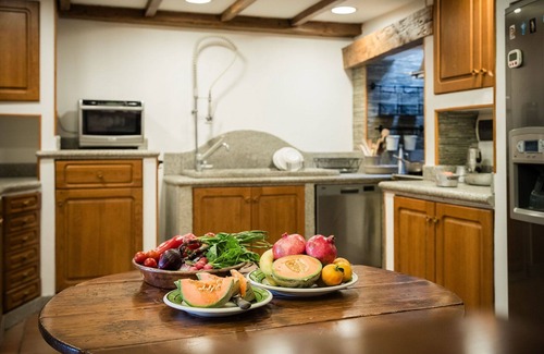 Subbiano Villa | Private Villa with A/C, WIFI, private pool, TV, patio, pets allowed, panoramic view, close to Arezzo