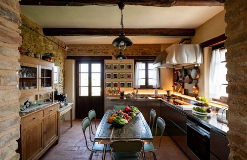 Castel Ritaldi Villa | Private Villa with A/C, WIFI, private pool, TV, patio, panoramic view, parking, close to Spoleto