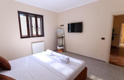 Tirana Villa | Private Villa With Garden And Comfort - Close To City Center