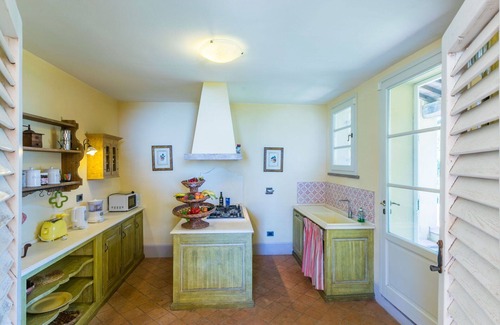 Cecina Valley Villa | Private Villa with A/C, WIFI, private pool, TV, patio, pets allowed, panoramic view, parking