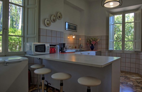 Ponte Buriano Villa | Private Villa with WIFI, private pool, hot tub, TV, panoramic view, parking, close to Arezzo