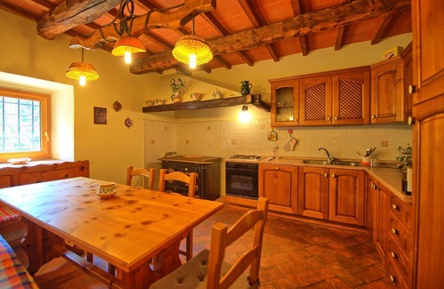 Greve in Chianti Villa | Private Villa with WIFI, private pool, TV, pets allowed, panoramic view, close to Greve In Chianti