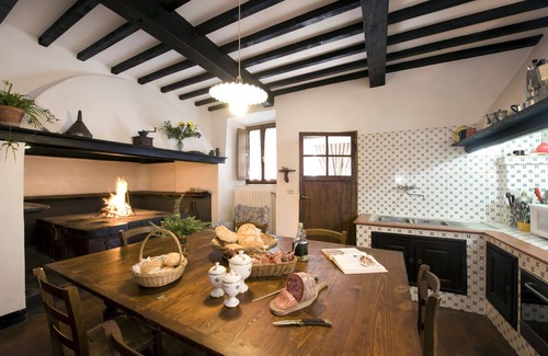Volterra Villa | Private Villa with WIFI, A/C, private pool, TV, patio, panoramic view, close to San Gimignano
