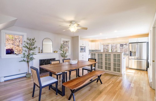 Bayville House | Private Waterfront Home @ Five Gables Inn - 3 Bdr 2 Bath - Breakfast - Hot Tub