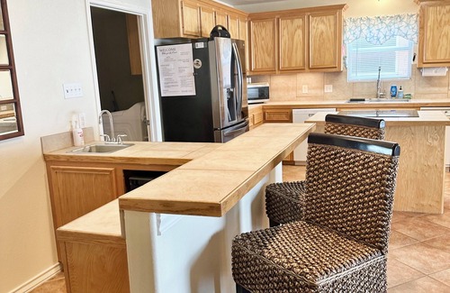 Dinero House | Private Waterfront Home on Lake Corpus Christi