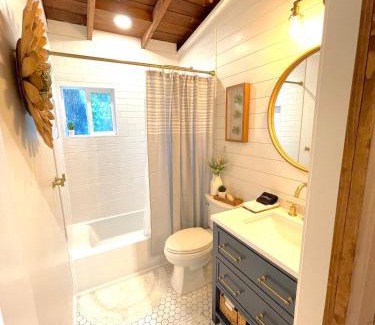 Forestville House | Private Wine Country-River Bungalow! Sunny Treetop Views - Pets Stay Free