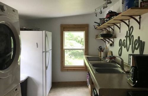Keosauqua House | Private Woodsy Cabin close to River and Keosauqua