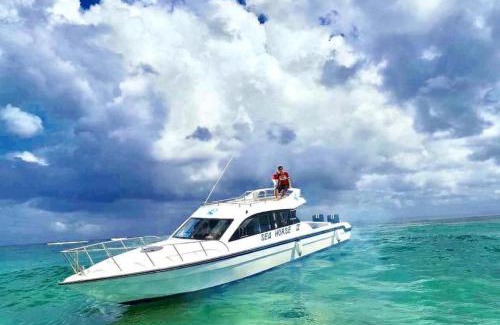 Tanjungbenoa Boat Rental | Private Yacht Bali to Nusa Penida