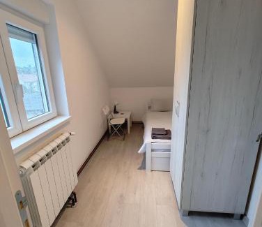 Surcin House | Privatna soba Marijana-Olja