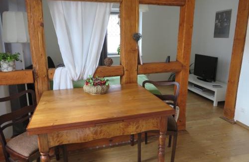 Naumburg House | Privatzimmer Othmarsweg
