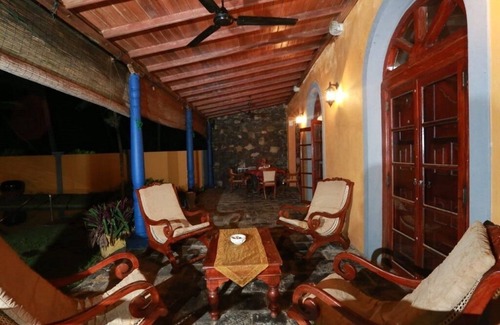 Hikkaduwa House | Privet Bungalow Beach Front m No 67, Hikkaduwa