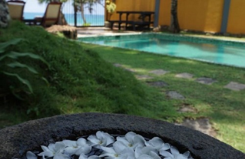 Hikkaduwa House | Privet Bungalow Beach Front m No 67, Hikkaduwa