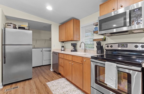 Steinhatchee House | Priya’s Island- sleeps 10 with private dock