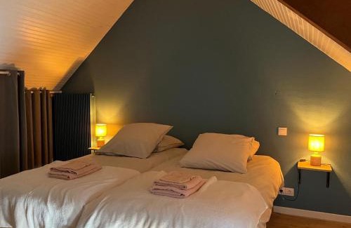 Surville House | Proche de la mer gite chez hippolyte