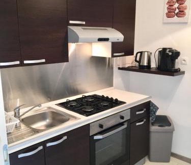 Corbelin Apartment | Proche de Walibi,Appartement 4 personnes tout confort au calme