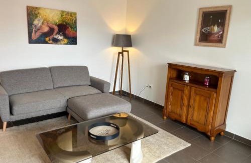 Craponne Apartment | Proche Lyon, Craponne centre Bel Apt T3 Terrasse