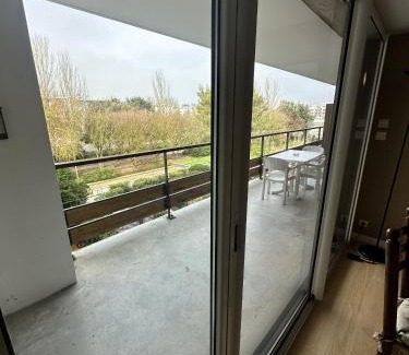 La Rochelle Apartment | Proche mer, terrasse et wifi, aux minimes