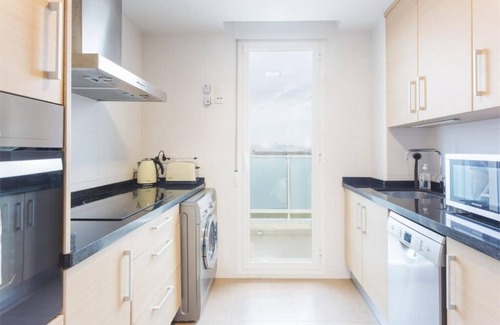 Piles Apartment | Proche Plage, Piscine, Wifi Gratuit