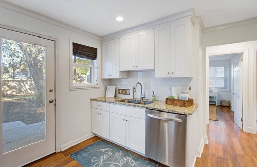 Mount Pleasant Villa | *PROFESSIONALLY CLEANED COASTAL Beach Chic Coastal Villa! Clean w/Large Yard!