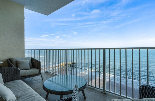 Ocean View Halifax Estates Condo | Professionally Designed & Decorated Luxury Oceanfront Paradise