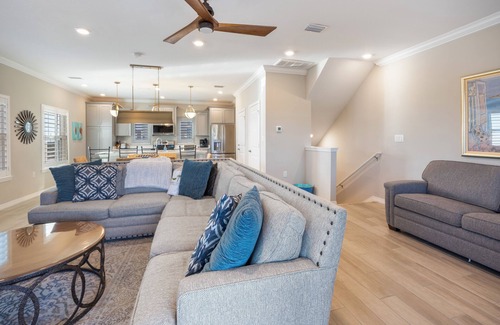 Ono Island House | Professionally Decorated Lost Key Townhome With Private Beach Club Privileges