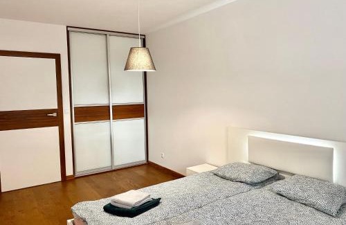 Gorce Apartment | Project Comfort Apartament Pełczyńskiego 17A/2 Bemowo