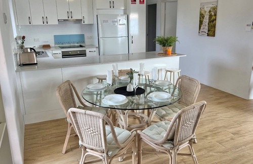 Nelson Bay Apartment | Promenade 12, 8 Intrepid Cl - fantastic waterfront unit with air con and Wifi