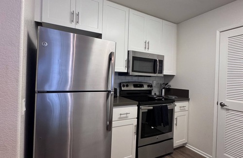 Mission Valley East Apartment | Promenade Rio Vista: 2BR Modern Apartment in Mission Valley, San Diego