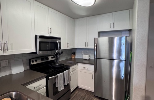 Mission Valley East Apartment | Promenade Rio Vista: Mission Valley 1BR Retreat w/AC & Amenities