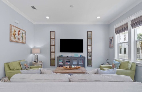 Panama City Beach House | Prominence 30A-3bd 2.5ba Sleeps 8-GOLF CART-4 Bikes-Near Beach-Lg Pool-The Hub