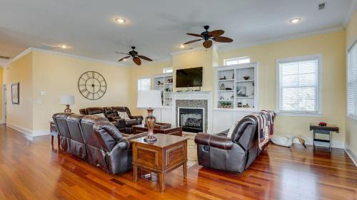 Crescent Beach House | Promises Fulfilled - 3rd Row - Crescent Beach Section