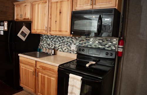 Flagstaff Apartment | PROMO 5% WEEKLY AND 10% MONTHLY DISCOUNT!nCharming "Home-tel" Suite 1