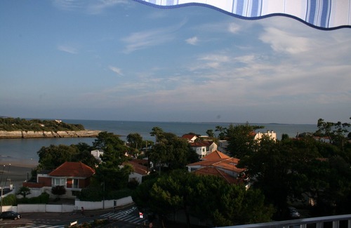 Saint-Palais-sur-Mer Apartment | PROMO -At the 5th and exceptional view of ocean and Nauzan beach at Saint Palais