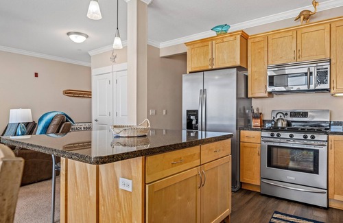 Lincoln City Condo | Promo! Beautiful Oceanfront Condo with Private Hot Tub, Pool, Wifi and More!