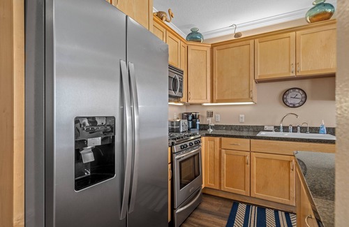 Lincoln City Condo | Promo! Beautiful Oceanfront Condo with Private Hot Tub, Pool, Wifi and More!