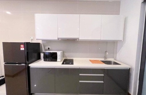Bangsar South Apartment | PROMO Connected Train 2 Bedroom ABOVE MALL 289