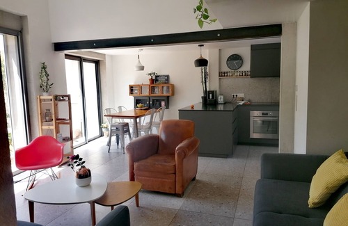 8th Arrondissement House | PROMO Jolie MAISON avec PISCINE JARDIN - bord de MER - Pointe Rouge MARSEILLE.